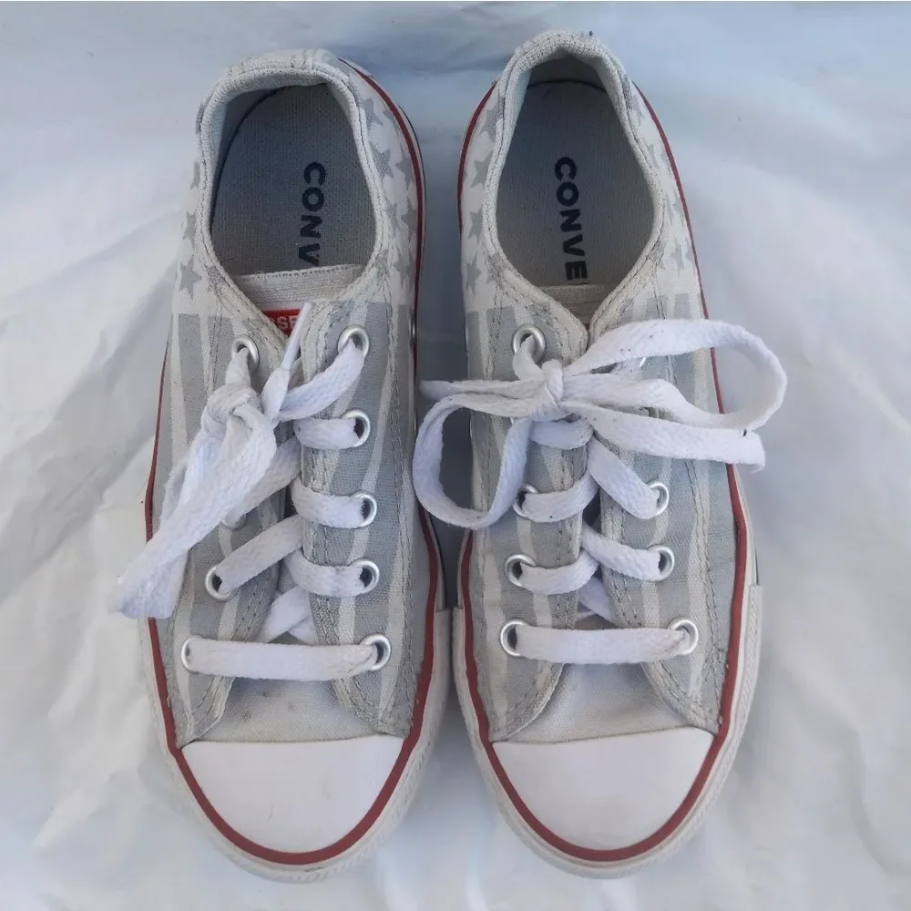 Converse Kids size 13 Chuck Taylor American Flag Stars Stripes
